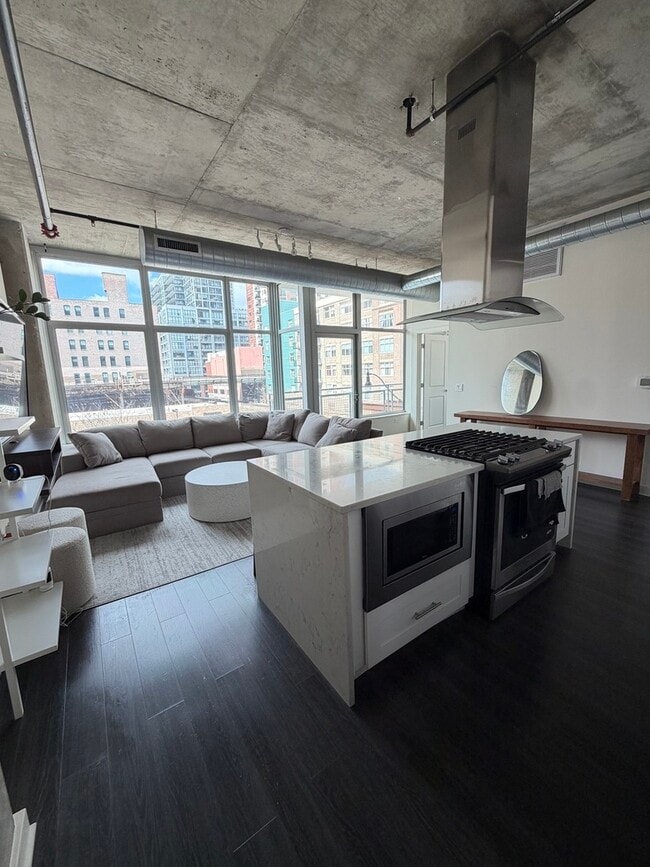 Photo - 50 E 16th St Unit 415