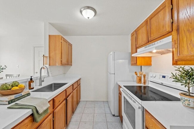 Photo - Charming 4 Bedroom Home in a Nice, Family-Friendly Brownsville Neighborhood