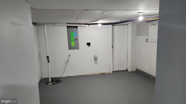 Photo - 805 N Kenwood Ave