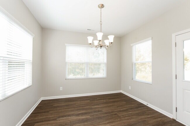 9811 Paper Tree Rd