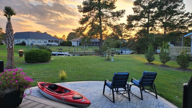 Photo - 6126 Castleton Ct