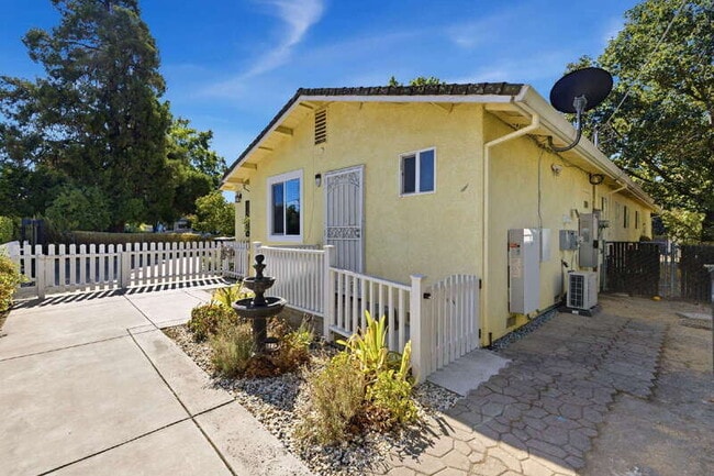 Photo - 7852 Watson Way Unit Studio
