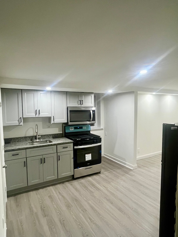 Photo - 23 Pompton Rd Unidad BW