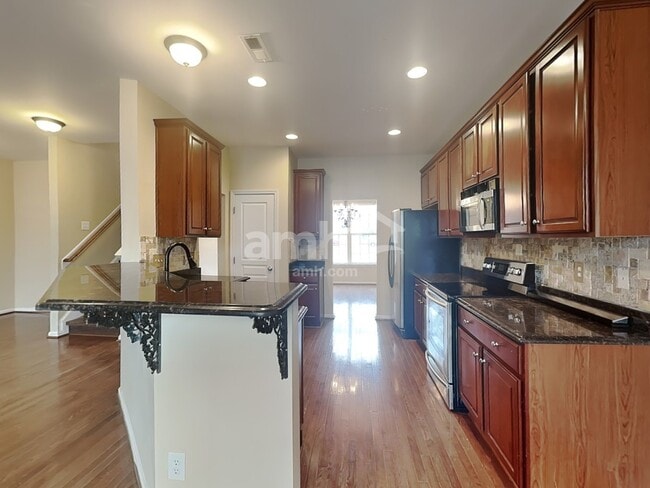 Photo - 1744 Main Divide Dr