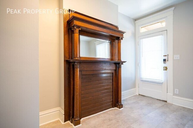 Photo - 952 Delaware Ave