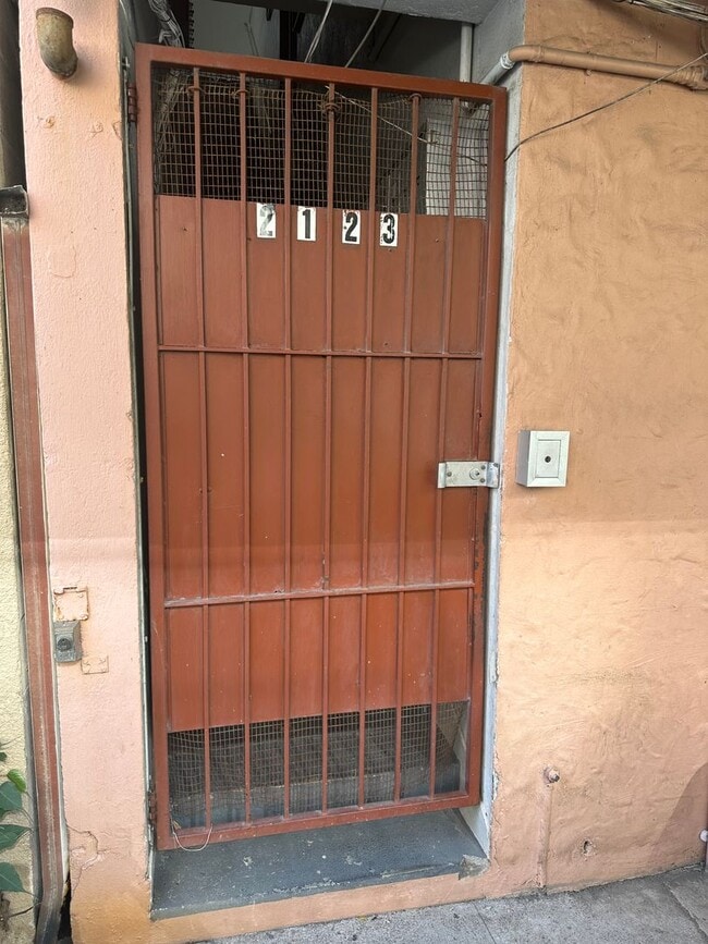 Photo - STUDIO IN THE HEART OF WAIKIKI!!!