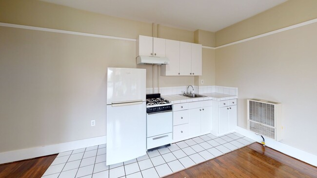 Photo - Corona Apartments