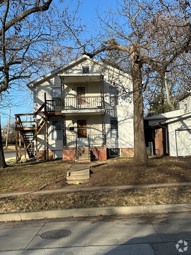 Building Photo - 203 N Lincoln Ave Unit 2 Rental