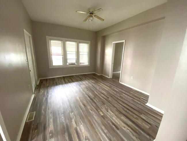 Photo - 434 Crawford St SE Unit Apt 1