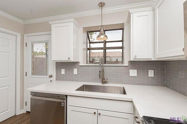 Photo - 9506 Jefferson Hwy