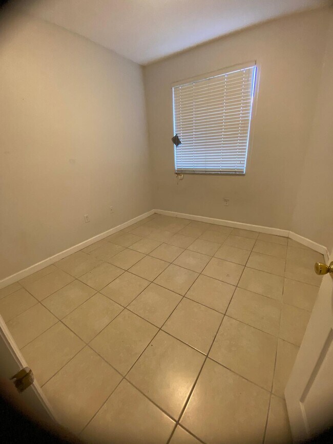 Photo - 1666 SE 27th Ct