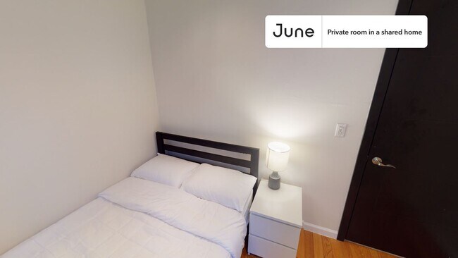Room in Shared 3 bed/1 bath home in Upper West Side