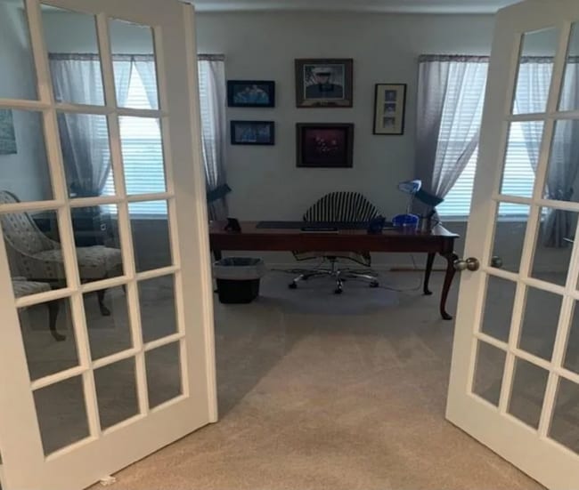 Photo - 10429 MacFarlane Pl