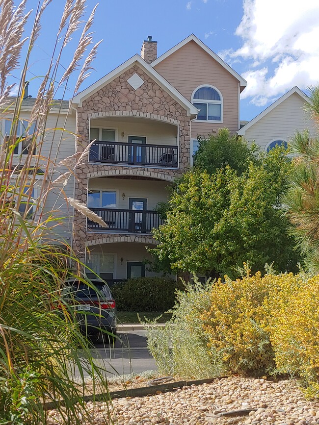 Your Second Floor Fully Remodeled Home - 18989 E Warren Dr Unit G-203