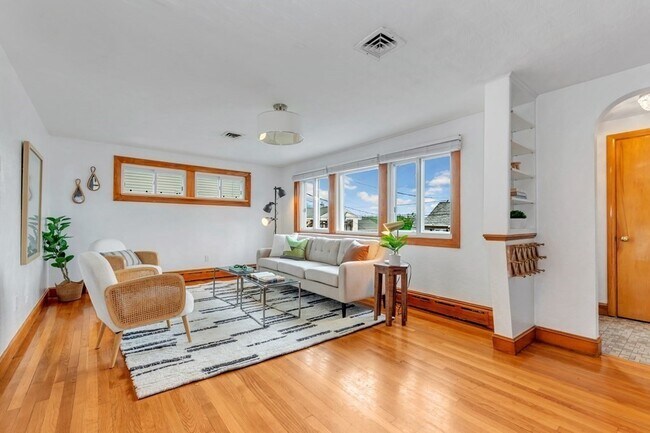 Photo - 61 Montmorenci Ave