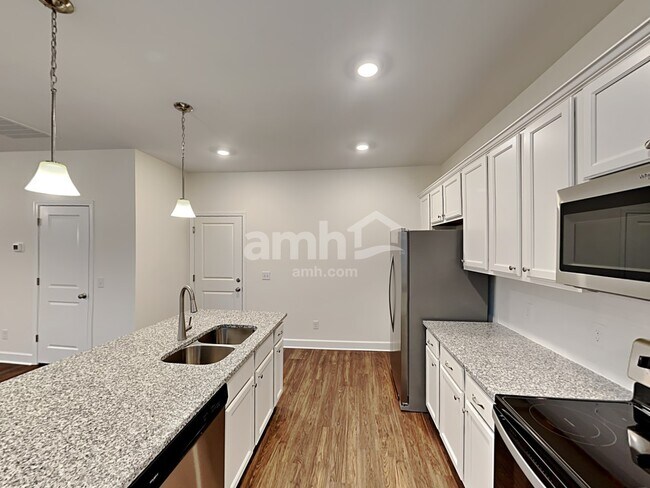 Photo - 3012 Esquire Dr