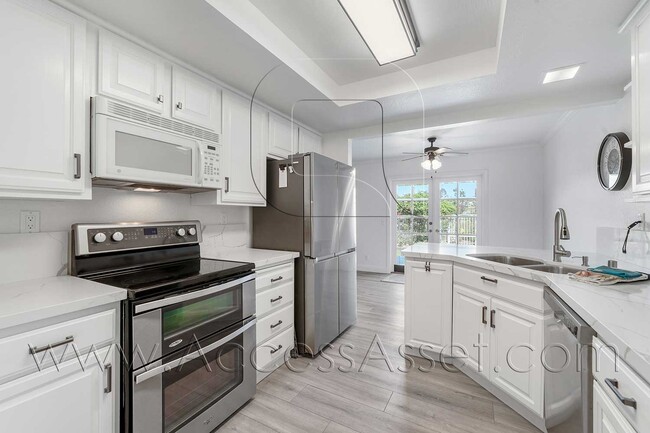 Photo - 23355 Highcrest Rd Townhome