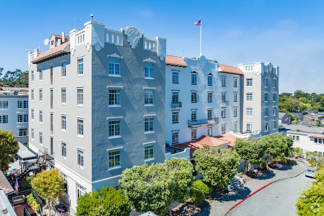551 Gibson Ave Pacific Grove, CA 93950