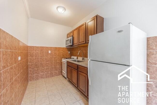 Photo - 2712 N Milwaukee Ave Unit 217