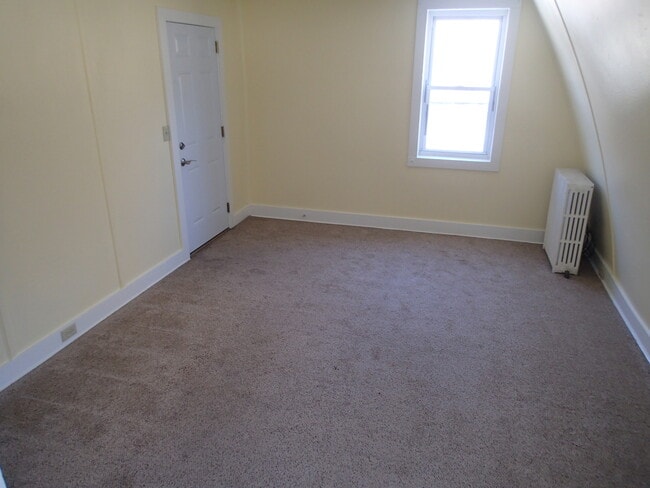 Living Room - 36 German Cross Rd Apartments Unit S2
