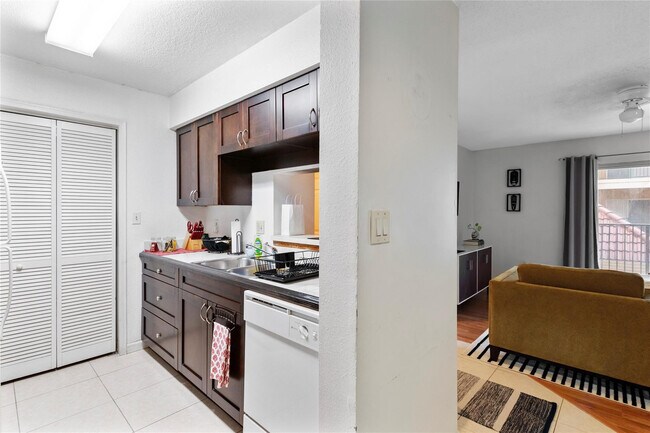 Photo - 755 Riverside Dr Unit 1326