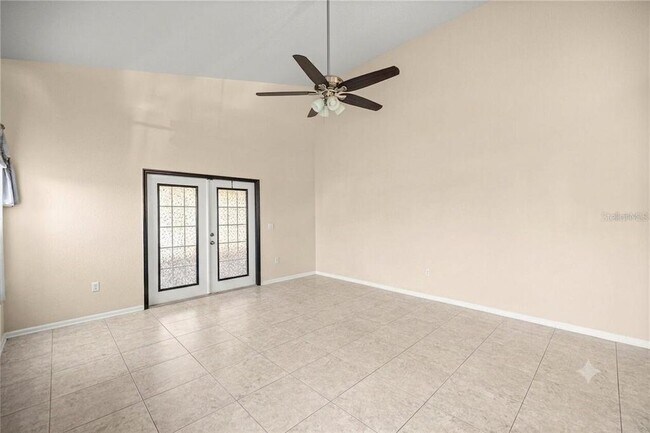 5438 SW 49th Ave