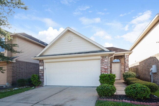 Building Photo - 13010 Maile Park Dr
