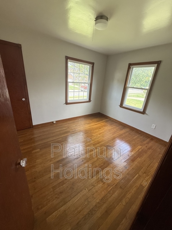 Photo - 1115 Villaview Rd