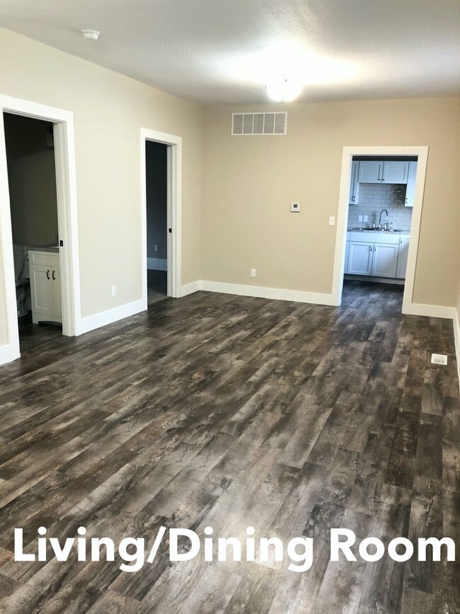 Photo - 802 W McCormick St