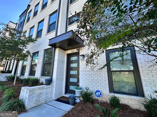 Building Photo - 533 Whitlox Rd NW