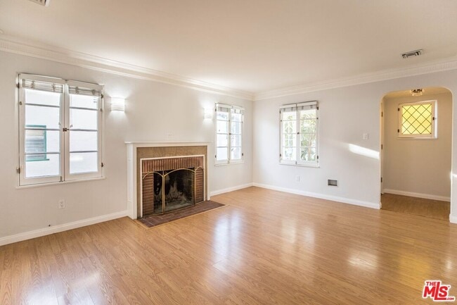 Photo - 2230 Midvale Ave