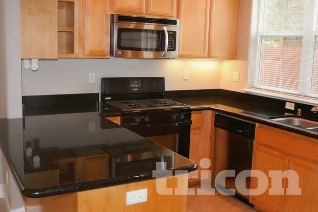 Photo - 2280 South Dr