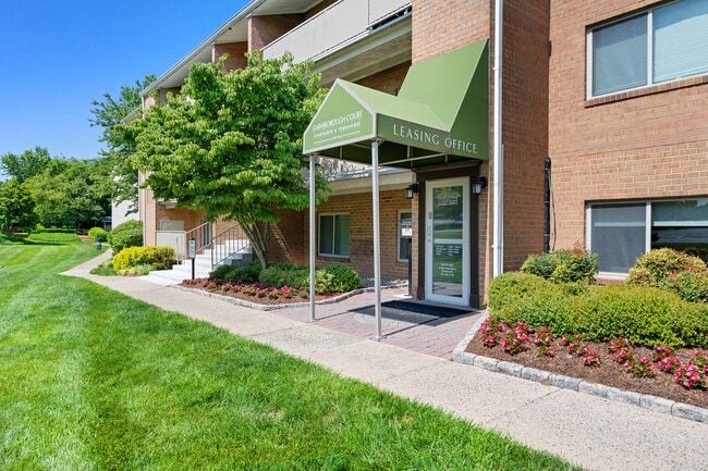 Churchill Mews Apartments