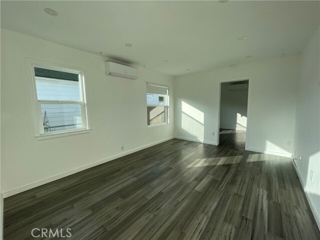 Photo - 357 E Plenty St