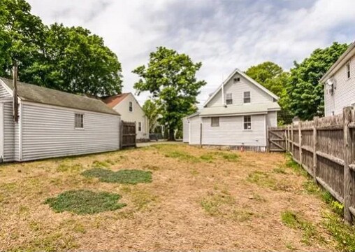 Photo - 6 Amherst Ave