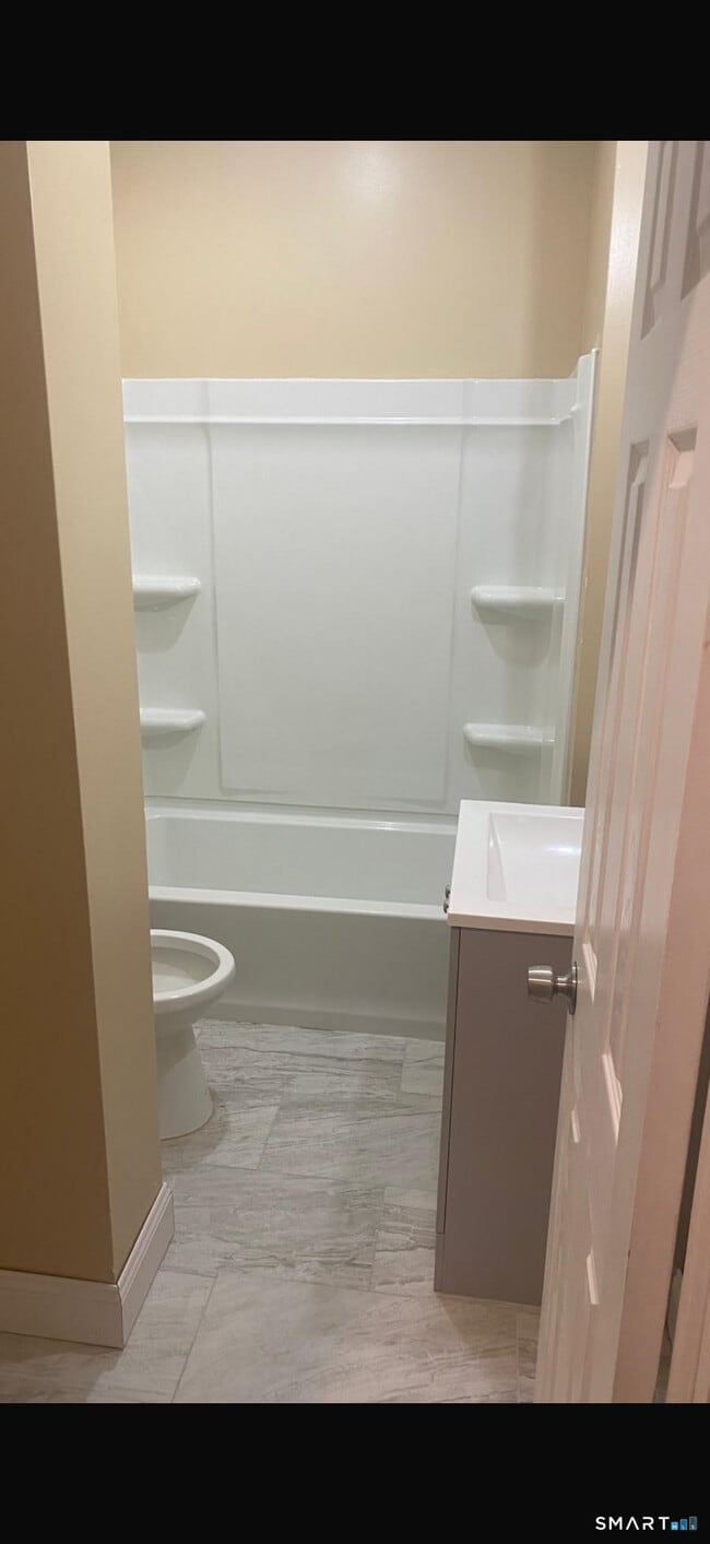 Photo - 142 Chestnut Ave