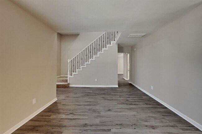 Photo - 10011 Storm Meadow Dr