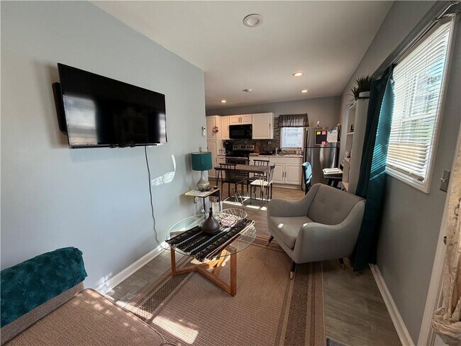 Photo - 2701 Hood Ave NW