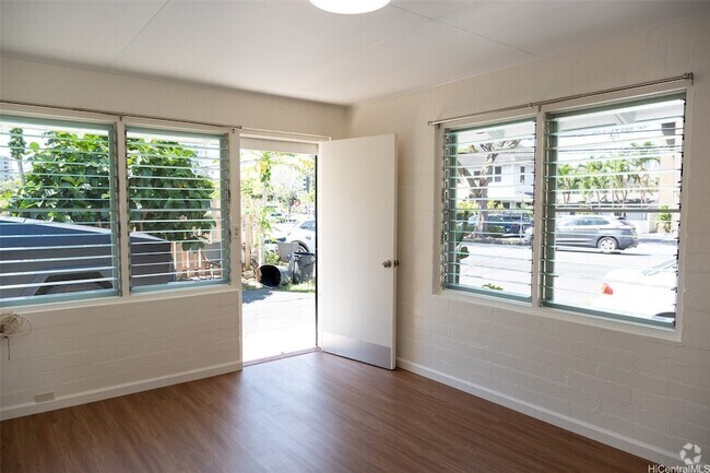 Building Photo - 1340 Wilder Ave Rental
