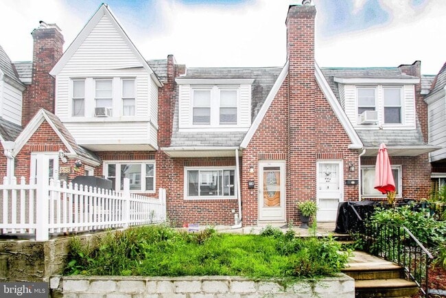 Photo - 268 Sanford Rd Townhome
