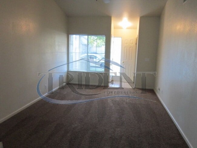Photo - 970-972 Crisp Dr Unit 972