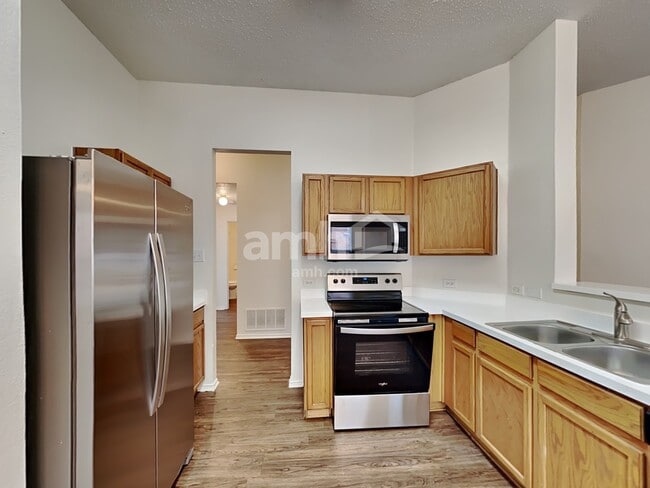 Photo - 2043 Wildwood Dr