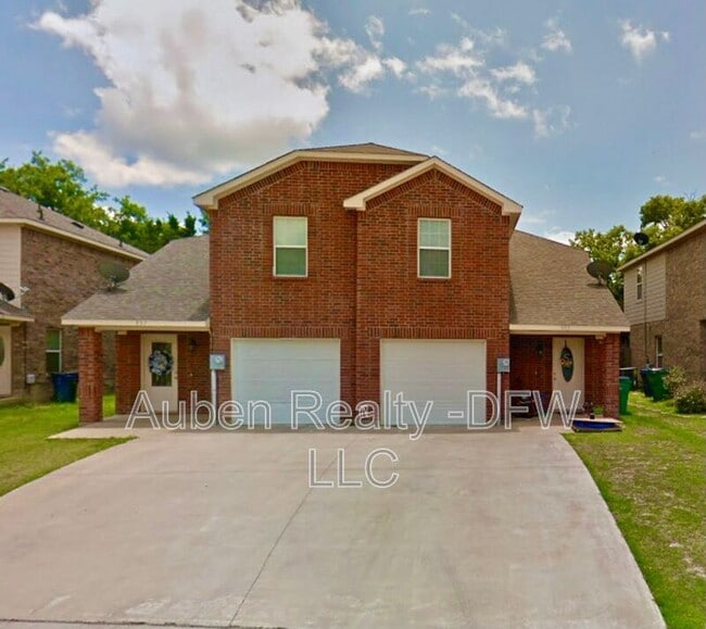 Building Photo - 907 Parkplace Ridge