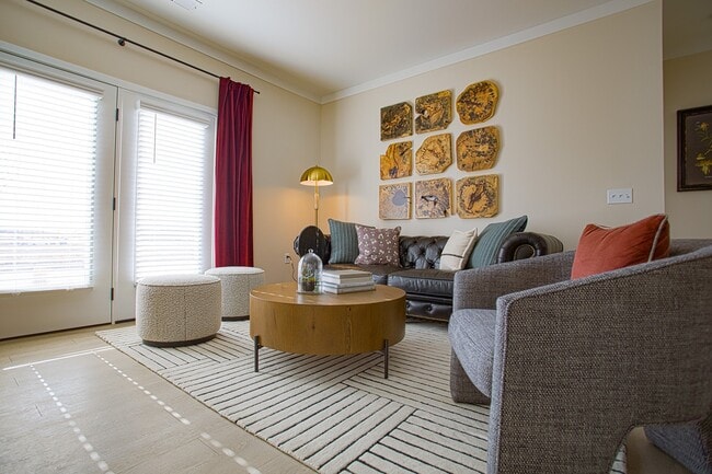 Relay 129 Apartments & Townhomes