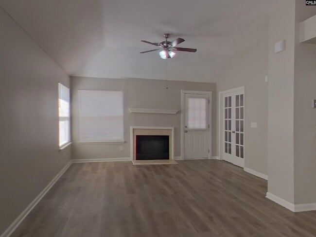 Photo - 136 Westport Dr