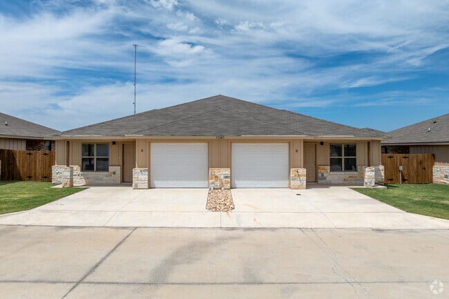 Building Photo - Southwood Hills Phase III Rental