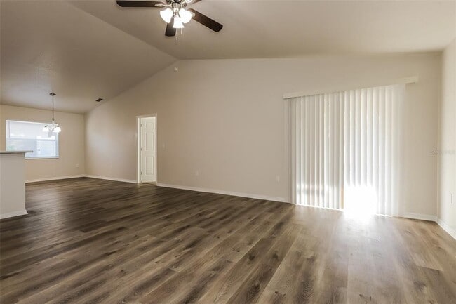 Photo - 5035 Belmont Park Ln