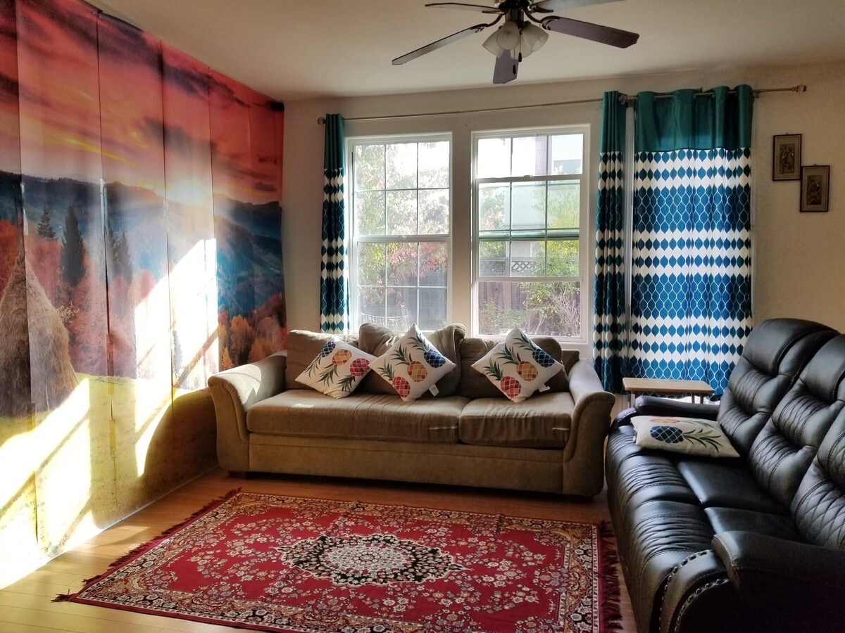 Photo - 882 Bullion Ln