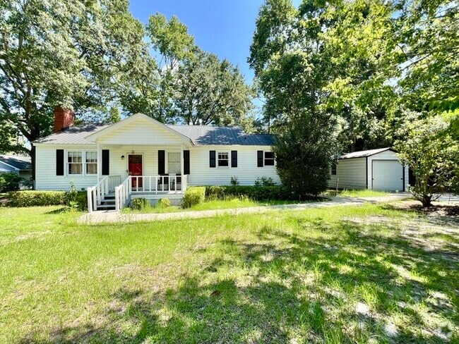 Building Photo - 1266 Pinecrest Dr Rental