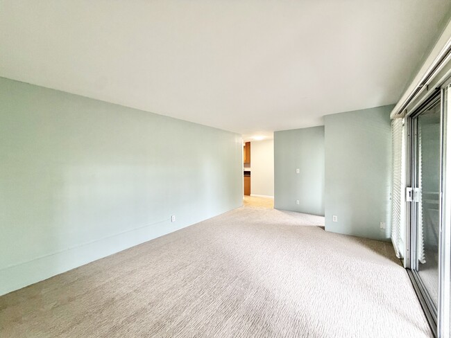 Photo - 3741 Kanaina Ave